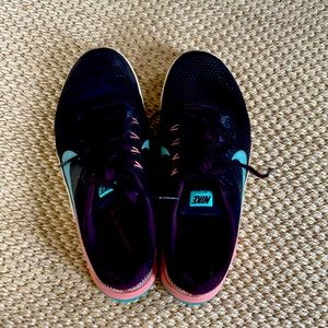 Women’s Nike Metcon Training Sneakers size 11